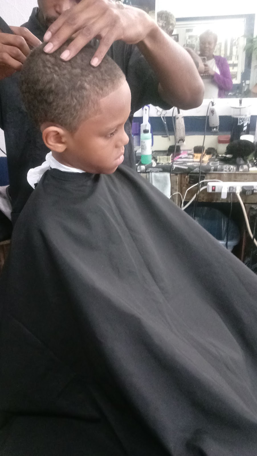 Carl-Jeff Barber Shop | 859 Jefferson Ave, Buffalo, NY 14204, USA | Phone: (716) 886-9563