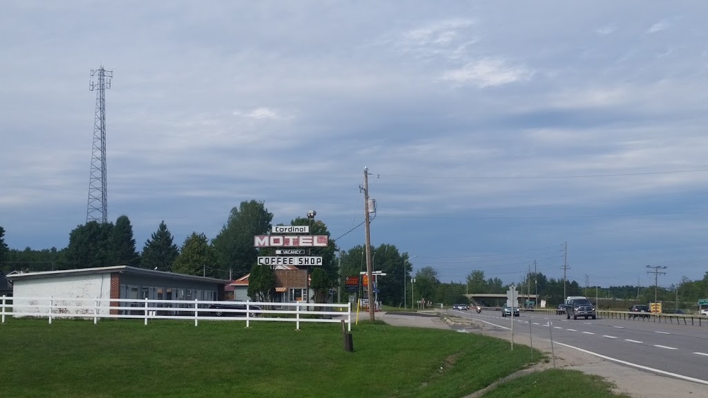 Cardinal Motel | 8906 ON-11, Orillia, ON L3V 6H3, Canada | Phone: (705) 326-2040