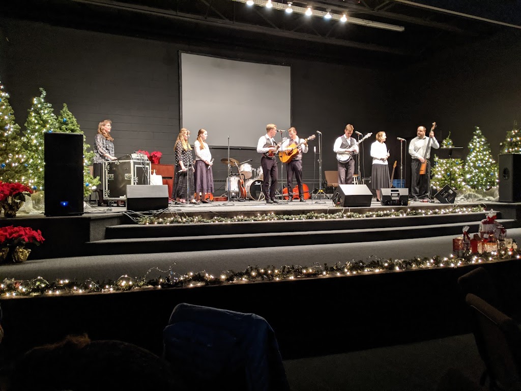 Drumheller Community Church | 245 3 St W, Drumheller, AB T0J 0Y4, Canada | Phone: (403) 823-3207