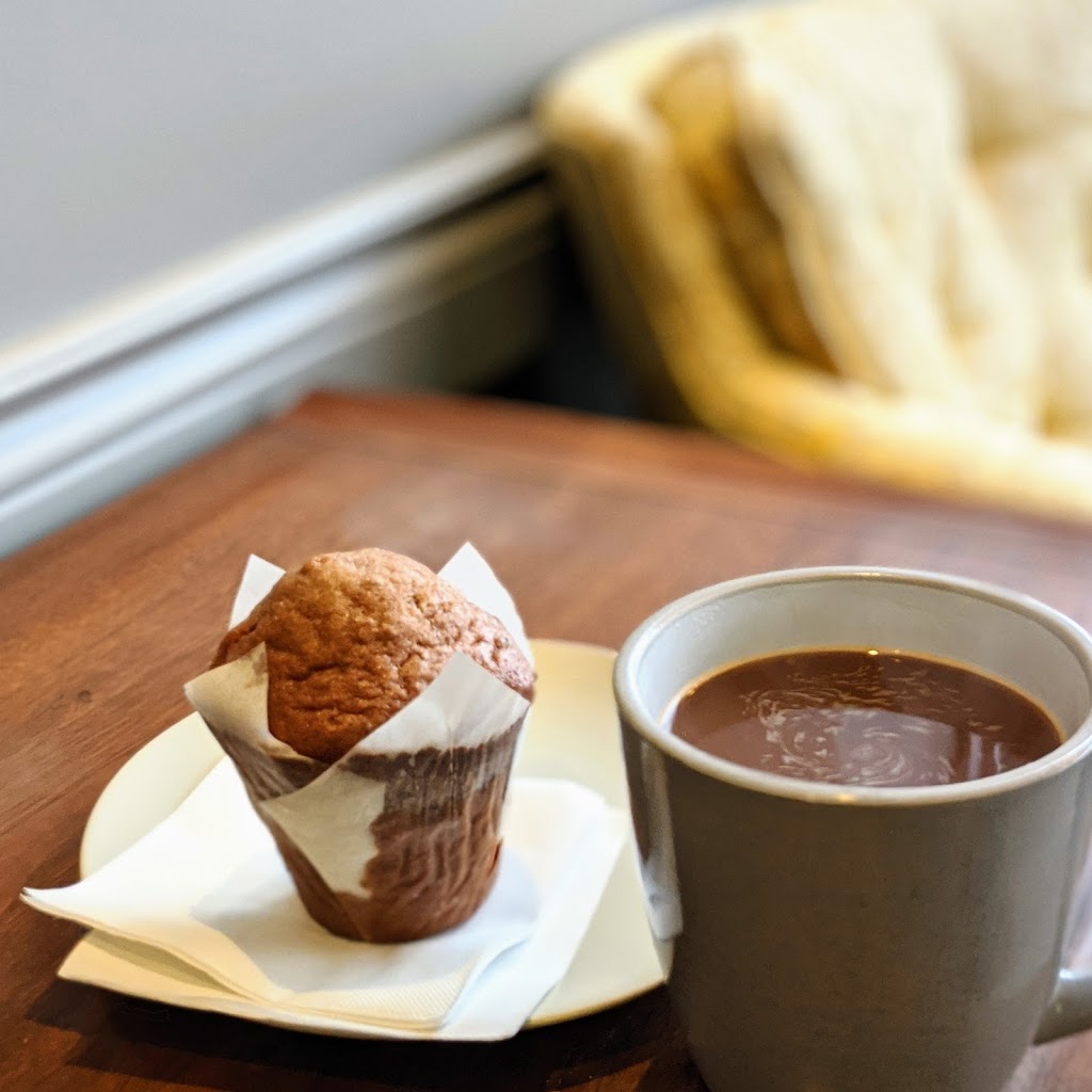 Crosscut Coffee | 1142 Davenport Rd, Toronto, ON M6G 2C6, Canada | Phone: (647) 724-7828