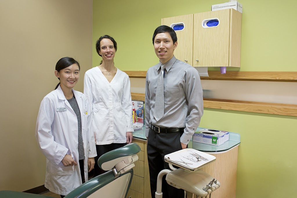 Promontory Dental Centre | 200-5973 Vedder Rd, Chilliwack, BC V2R 1C3, Canada | Phone: (604) 824-4988