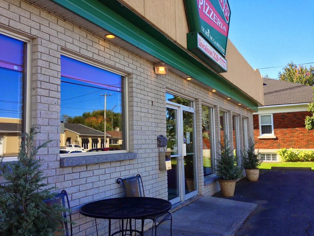 Stratos Pizzeria | 420 Boulevard Saint Laurent E, Louiseville, QC J5V 1H9, Canada | Phone: (819) 228-7777