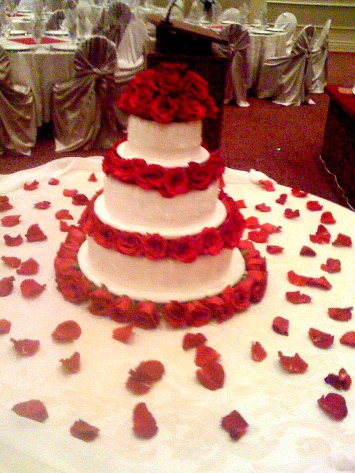 Royal Cakes by Annette | 1771 Westcreek Dr, Pickering, ON L1V 6M9, Canada | Phone: (905) 509-7892
