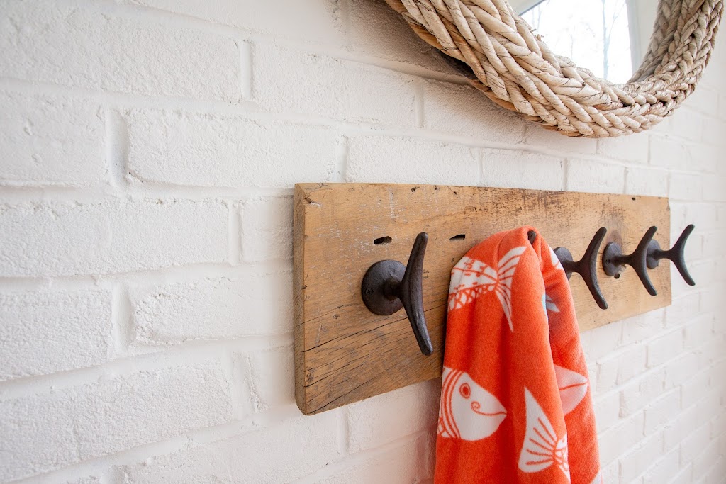 Surroundings Etc. | 8912 Wellington St #50, Acton, ON L7J 2L8, Canada | Phone: (647) 444-1832