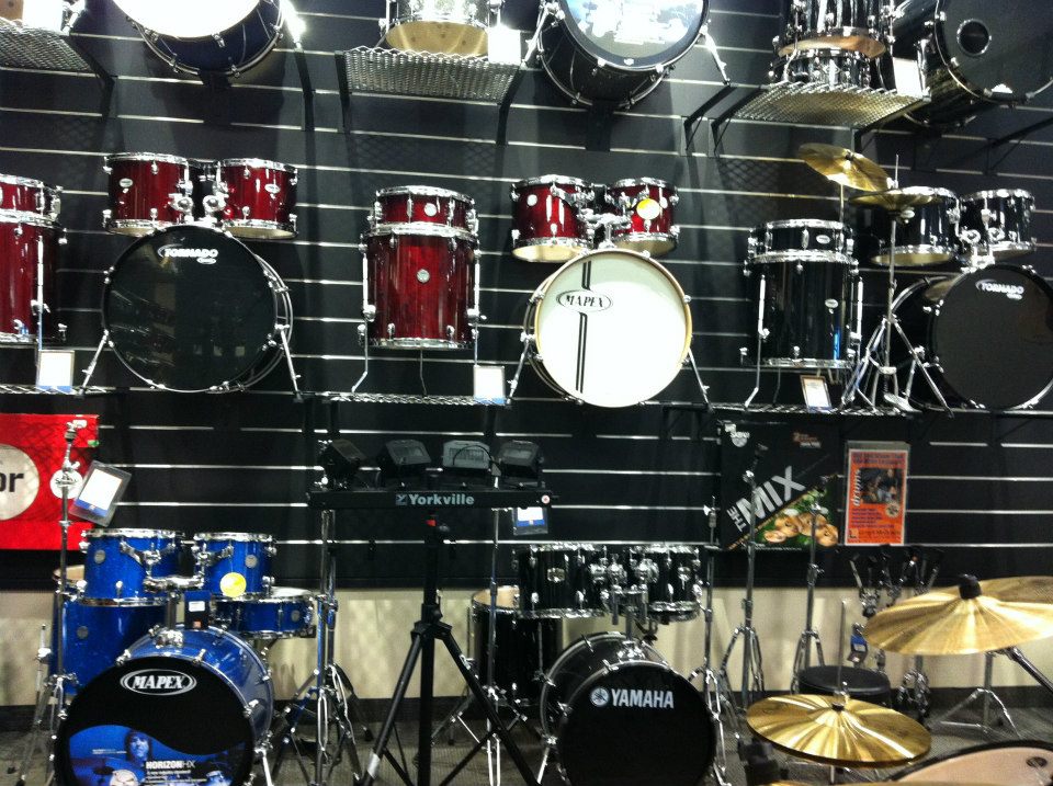 Long & McQuade Musical Instruments | 30 Arrow Rd, Guelph, ON N1K 1S6, Canada | Phone: (519) 763-5300