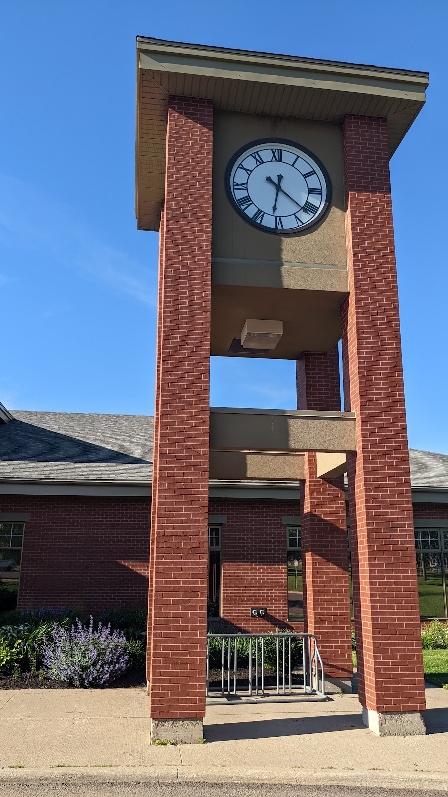 Riverview Public Library | 34 Honour House Ct, Riverview, NB E1B 3Y9, Canada | Phone: (506) 387-2108