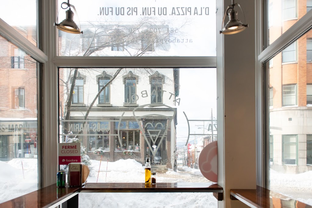 Attaboy, pizzeria de quartier | 597 Rue Saint-Jean, Québec, QC G1R 1P7, Canada | Phone: (581) 702-3730