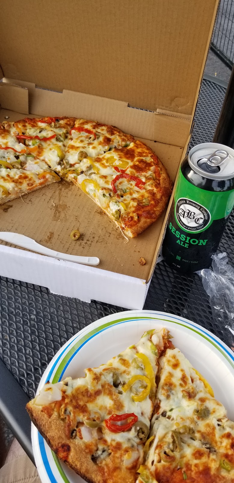 Bells Subs and Pizza | 2011 Robertson Rd, Nepean, ON K2H 5Y7, Canada | Phone: (613) 829-1758