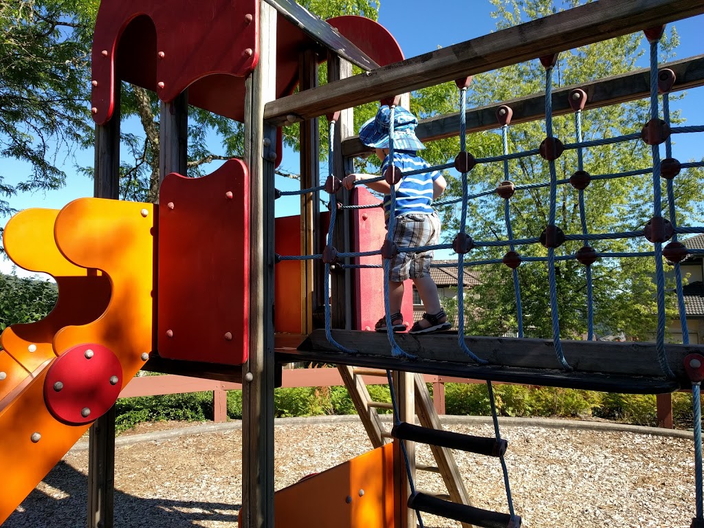 Blue Jay Tot Lot | 1625 Blue Jay Pl, Coquitlam, BC V3E 3E2, Canada | Phone: (604) 927-3538