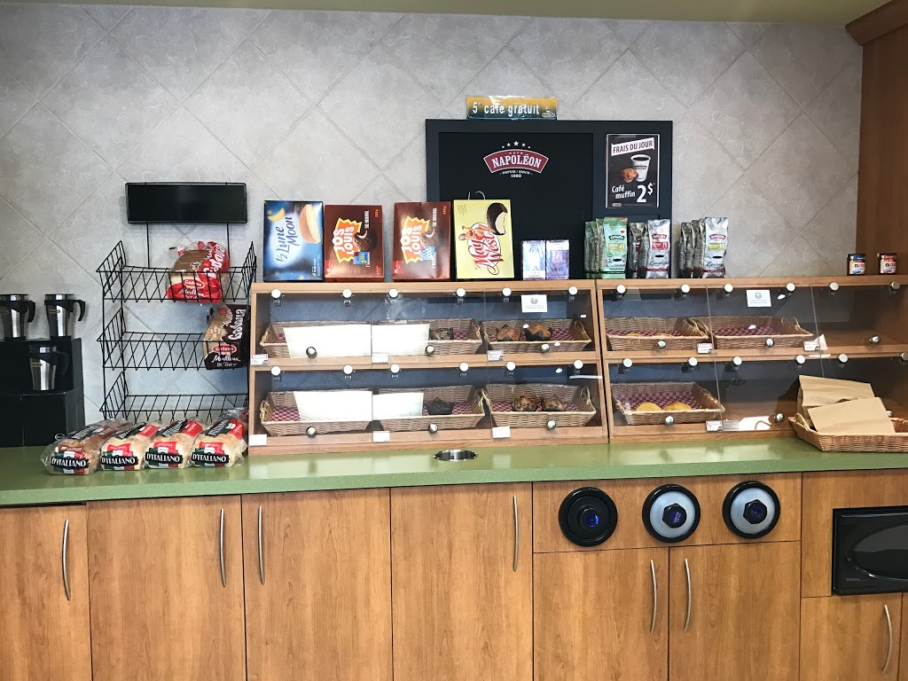 Esso Le Magasin | 373 Rue Dufferin, Granby, QC J2G 4Y3, Canada | Phone: (450) 375-6682