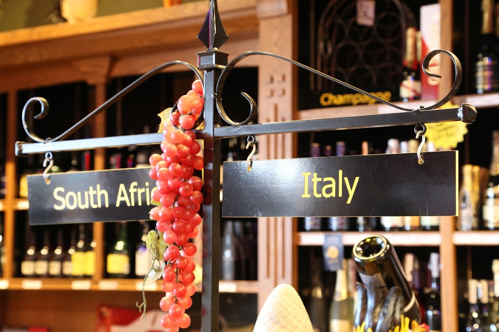 Aldergrove Liquor Store | 26444 32 Ave #2, Aldergrove, BC V4W 3E8, Canada | Phone: (604) 856-3100