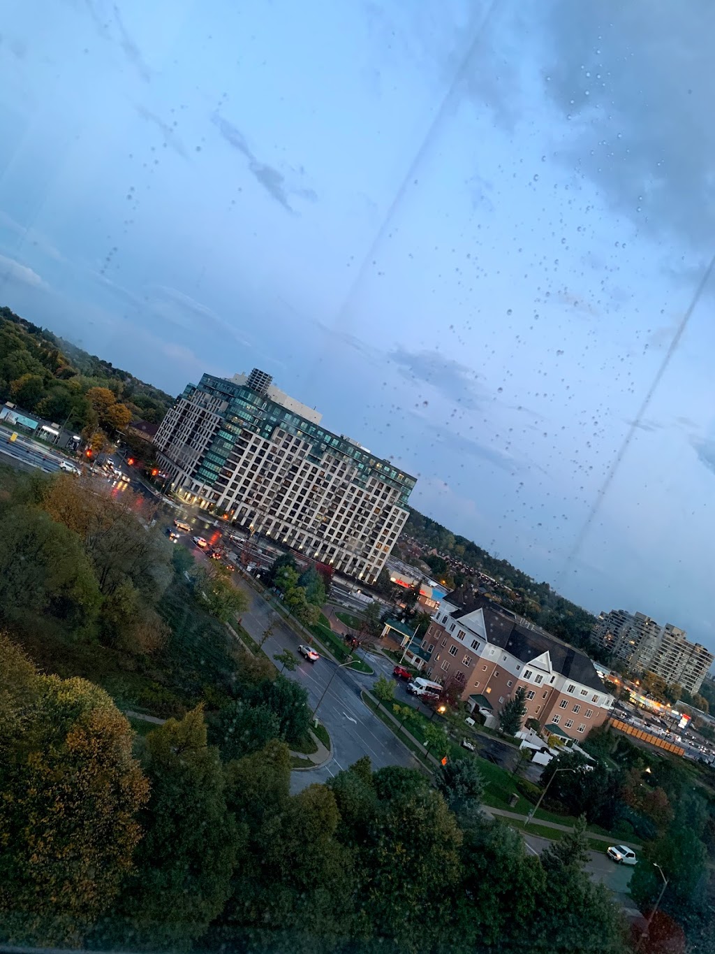 Dynasty Condos Pool | 30 Harding Blvd W, Richmond Hill, ON L4C 9M3, Canada | Phone: (905) 770-5387