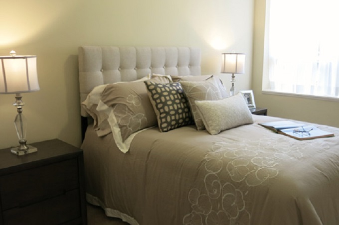 Delmanor Glen Abbey | 1459 Nottinghill Gate, Oakville, ON L6M 4W1, Canada | Phone: (905) 469-3232