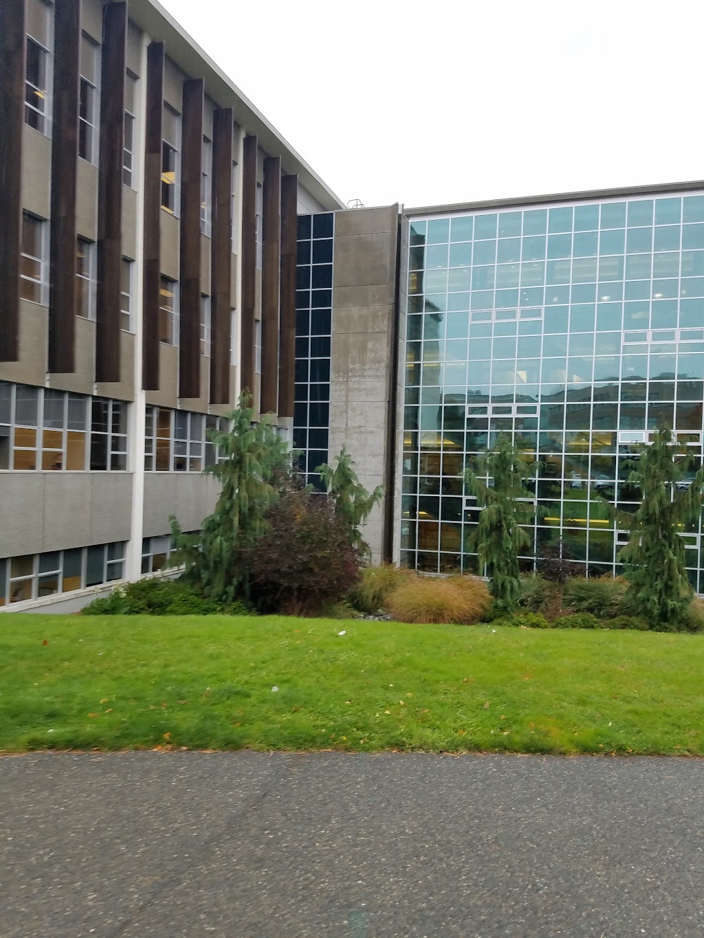 William C. Mearns Centre for Learning - McPherson Library | 3800 Finnerty Rd, Victoria, BC V8P 5C2, Canada | Phone: (250) 721-6673