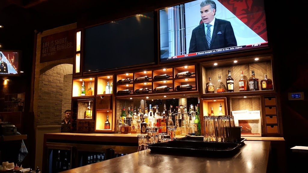 Kelseys Original Roadhouse | 124 Woodlawn Rd W, Guelph, ON N1H 1B2, Canada | Phone: (519) 826-0120