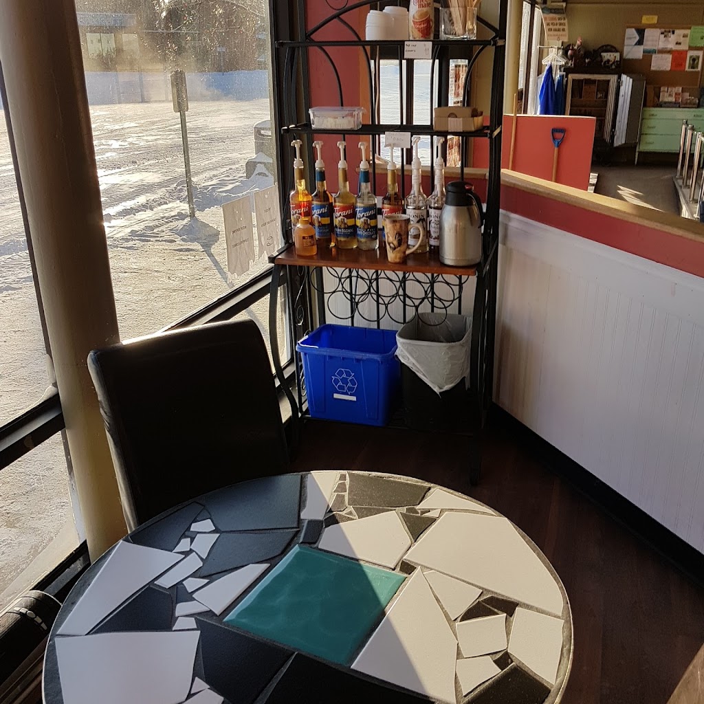 Roosters Country Market Place | 86 South 1 St W, Magrath, AB T0K 1J0, Canada | Phone: (403) 758-3535