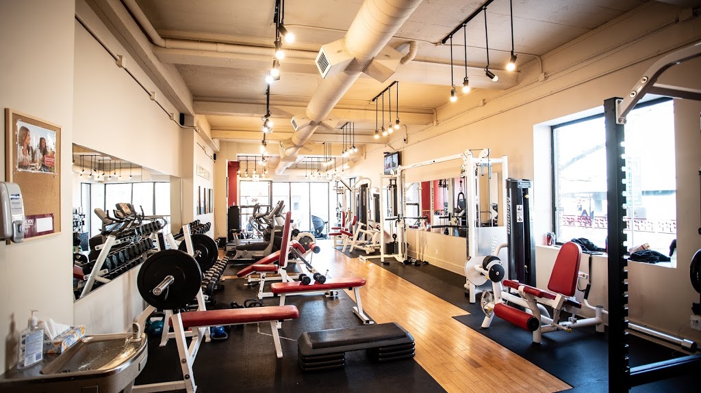 Free Form Fitness Wellington West | 1198 Wellington St W, Ottawa, ON K1Y 2Z7, Canada | Phone: (613) 422-0650