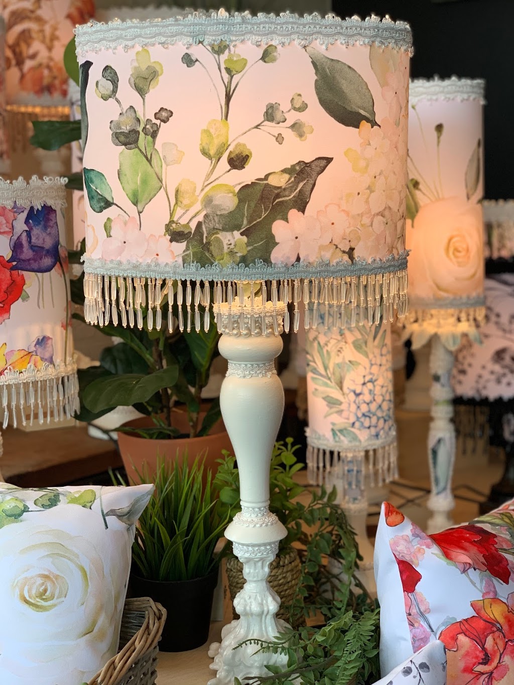 Les Lampes de Marie | 344 Rue Latour, Saint-Jean-sur-Richelieu, QC J3B 1M4, Canada | Phone: (514) 754-4348