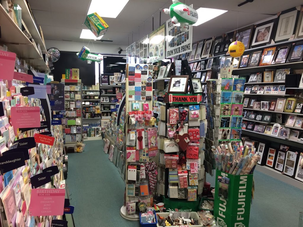 Zoom-In Photo - Oakville, ON | 1395 Abbeywood Dr, Oakville, ON L6M 3B2, Canada | Phone: (905) 827-1917