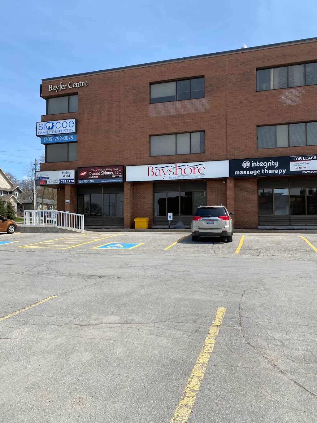 Integrity Massage Therapy | 11 Ferris Ln Suite 100, Barrie, ON L4M 5N6, Canada | Phone: (705) 722-0202