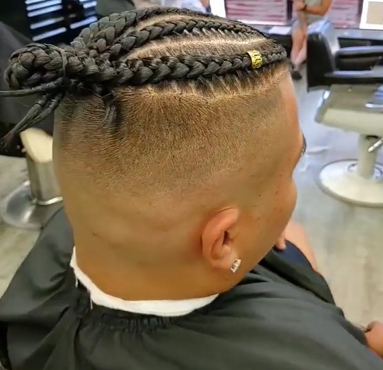 Finesse Cut Barber Shop | 918 Pape Ave, Toronto, ON M4K 3V2, Canada | Phone: (416) 786-9606