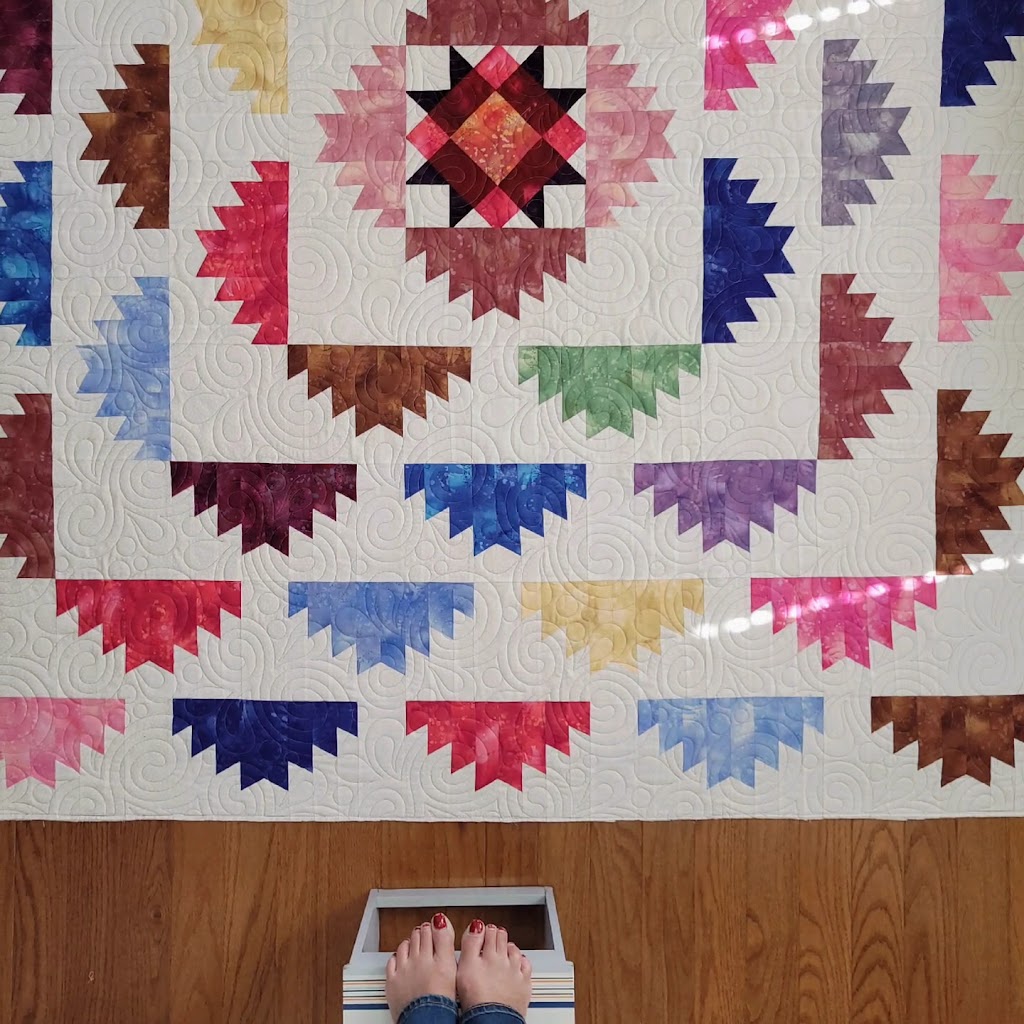 Allotallove Handmade Quilts & Longarm Quilting Services | 12 River Ridge Rd, Barrie, ON L4N 7G1, Canada | Phone: (705) 229-9889
