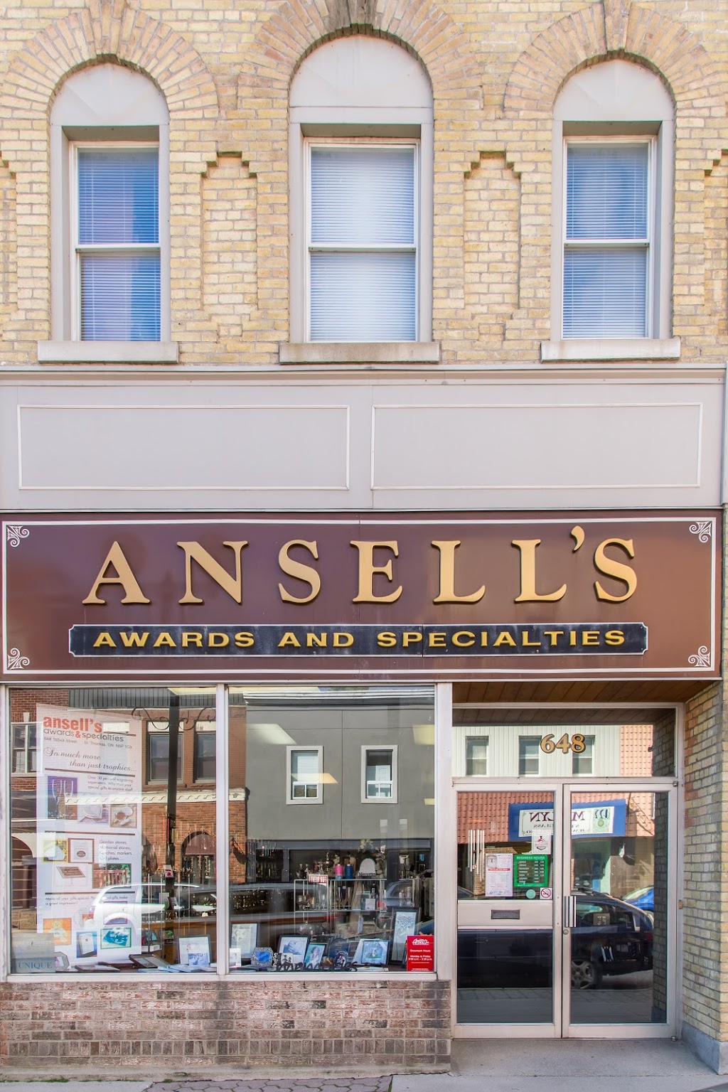 Ansells Awards & Specialties | 648 Talbot St, St Thomas, ON N5P 1C8, Canada | Phone: (519) 633-6547
