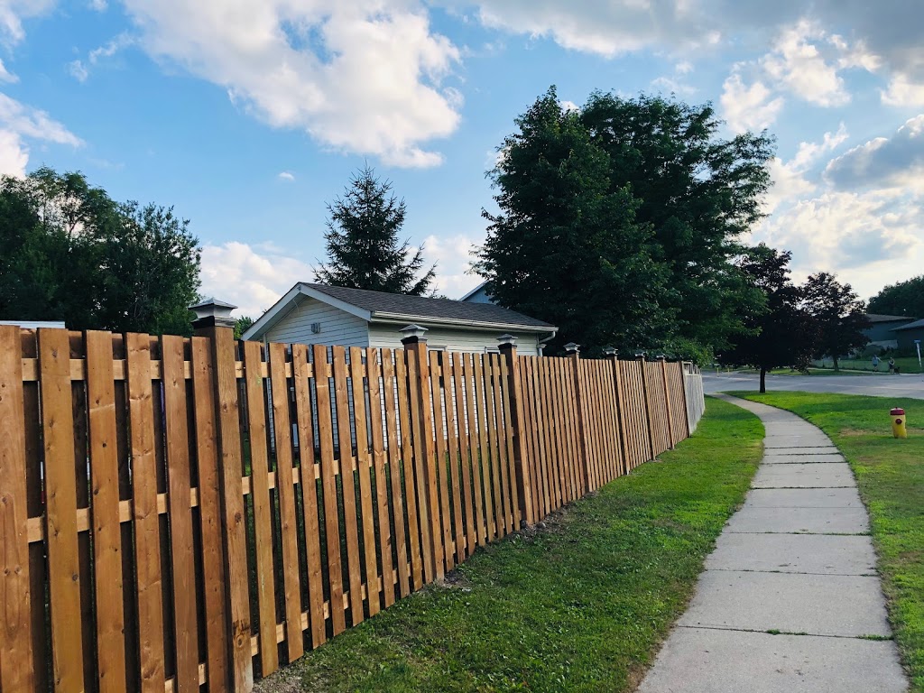 Star Fencing Inc | 235 Bathurst Dr Unit B, Waterloo, ON N2V 2E4, Canada | Phone: (519) 745-1900