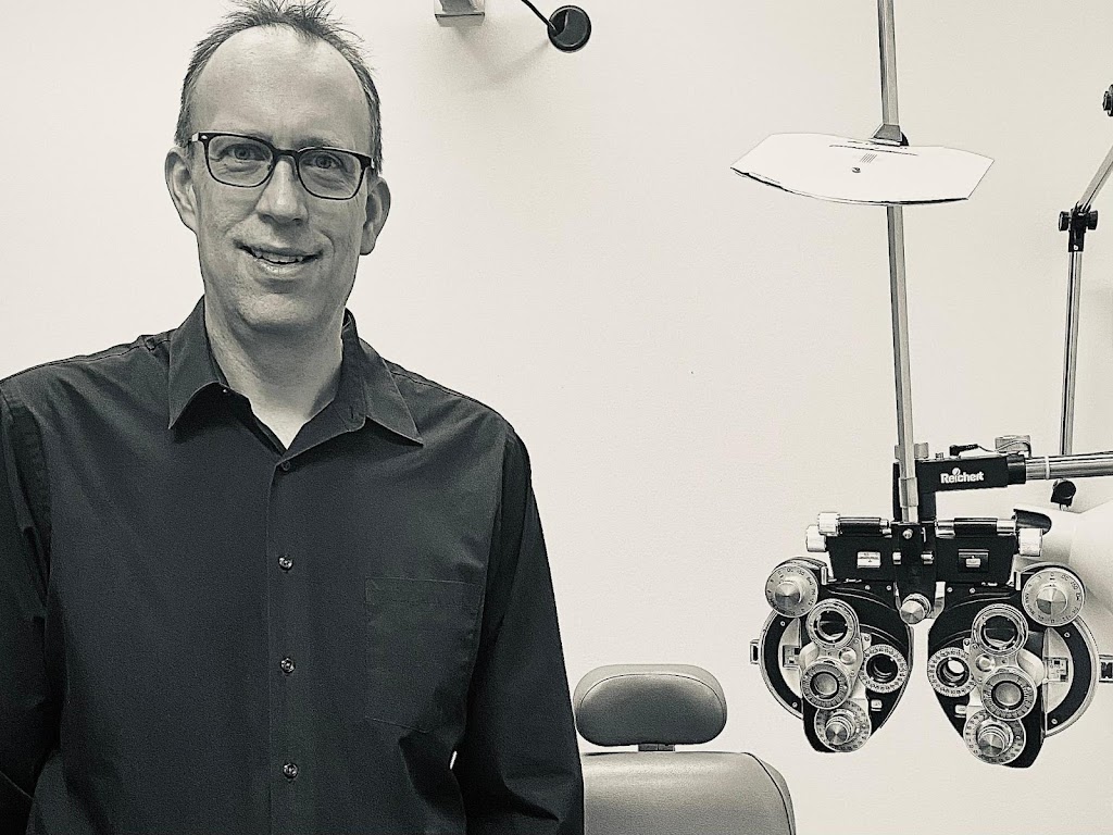 IRIS Optometrists and Opticians | 3625 Shaganappi Trail NW Unit 8, Calgary, AB T3A 0E2, Canada | Phone: (403) 286-4114