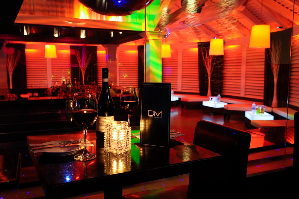 Dirty Martini Oakville | 2075 Winston Park Dr, Oakville, ON L6H 5R7, Canada | Phone: (905) 829-8400