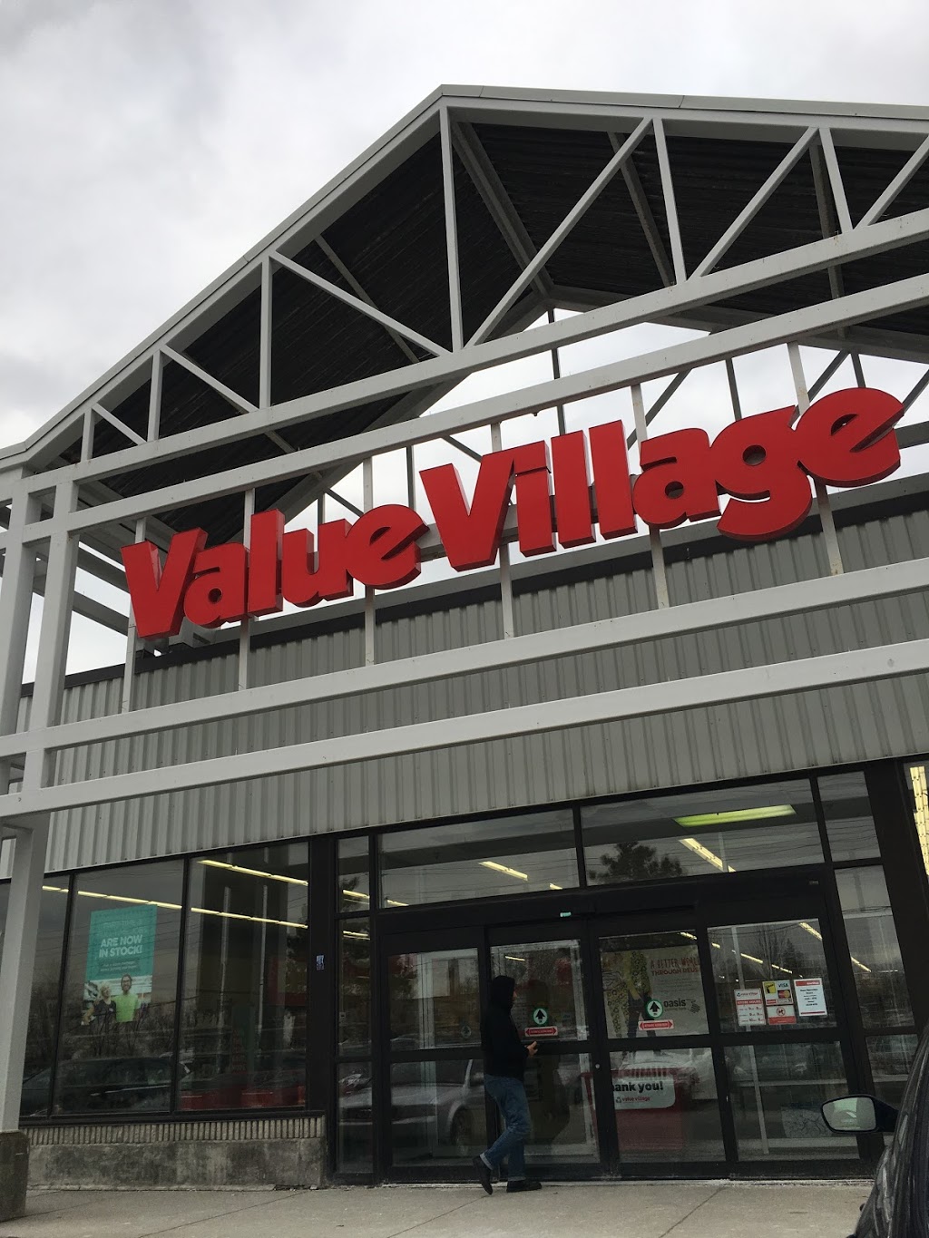 Value Village | 3701 Lawrence Ave E #1, Scarborough, ON M1G 1P7, Canada | Phone: (416) 439-4464