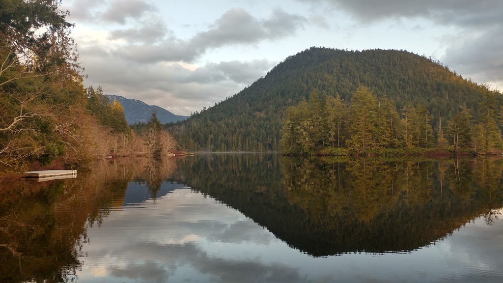 Garden Bay Marine Services Ltd | 4705 Sinclair Bay Rd, Garden Bay, BC V0N 1S1, Canada | Phone: (604) 883-2722