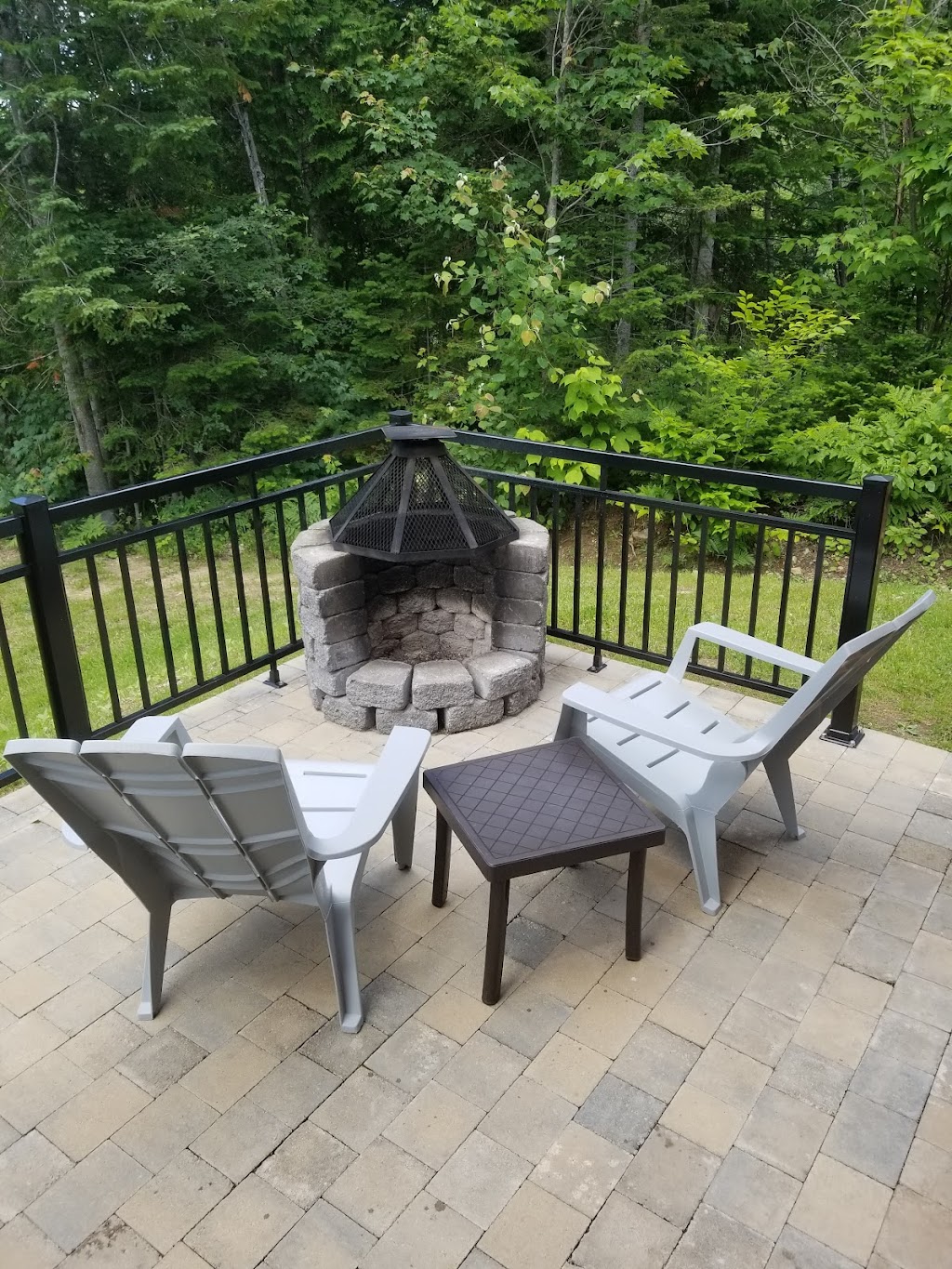 Chalets Évasion | 177 Rue des Cèdres, Entrelacs, QC J0T 2E0, Canada | Phone: (514) 347-2422