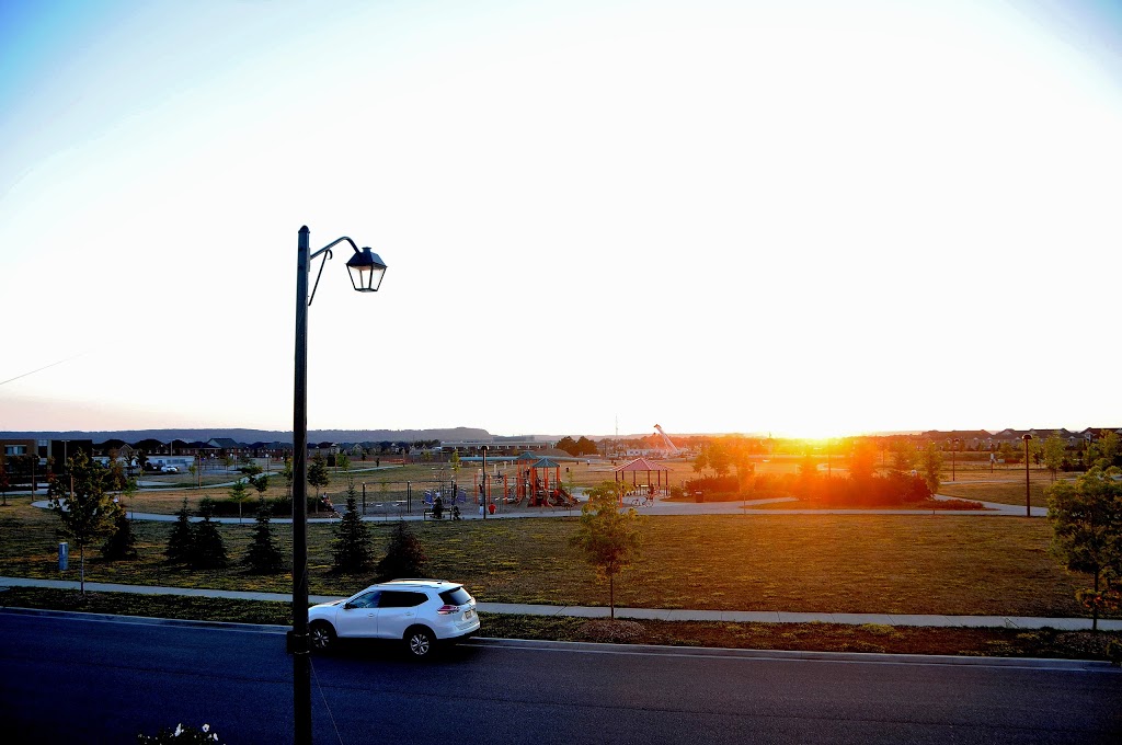 Coates Neighbourhood Park - South | Philbrook Dr, Milton, ON L9T 6Z3, Canada