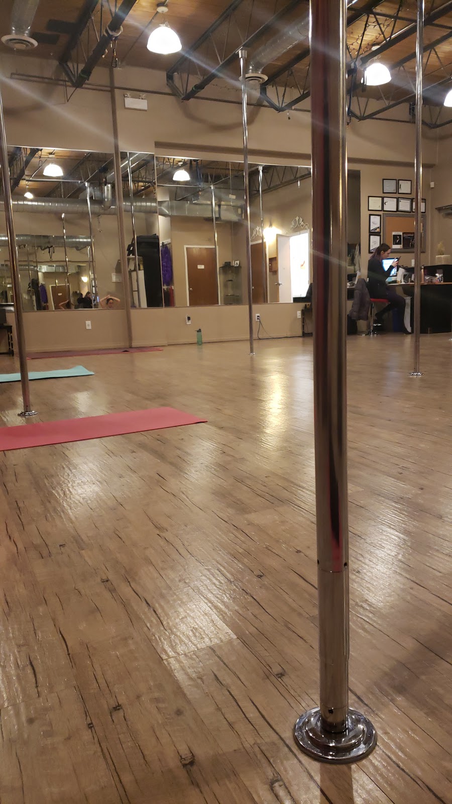 VogueFit | 702 Scotland Ave, Winnipeg, MB R3M 1X5, Canada | Phone: (204) 930-9267