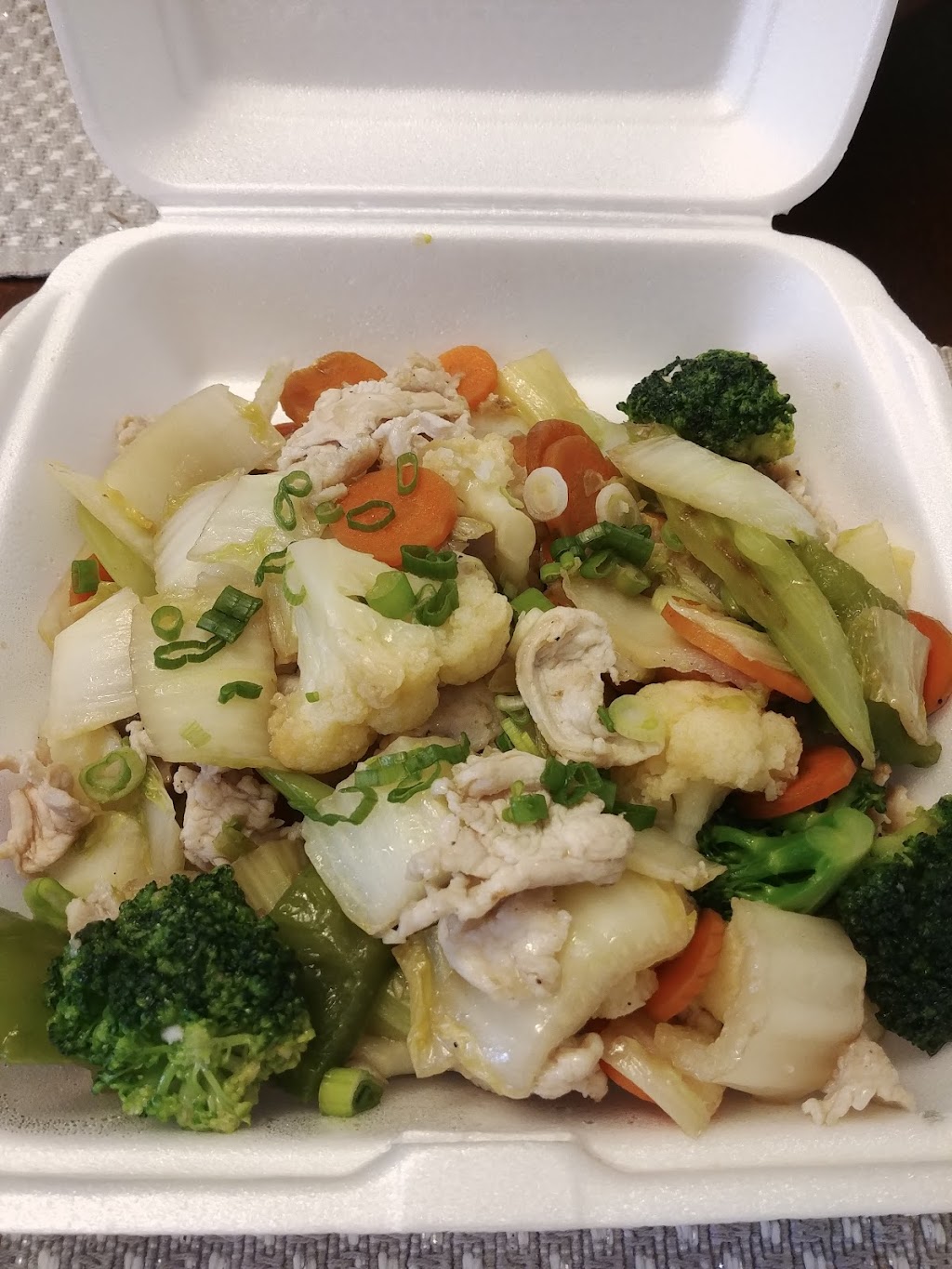 Hot Rice Restaurant | 加拿大, 331 Elmwood Dr, Moncton, NB E1A 1X6, Canada | Phone: (506) 830-8188