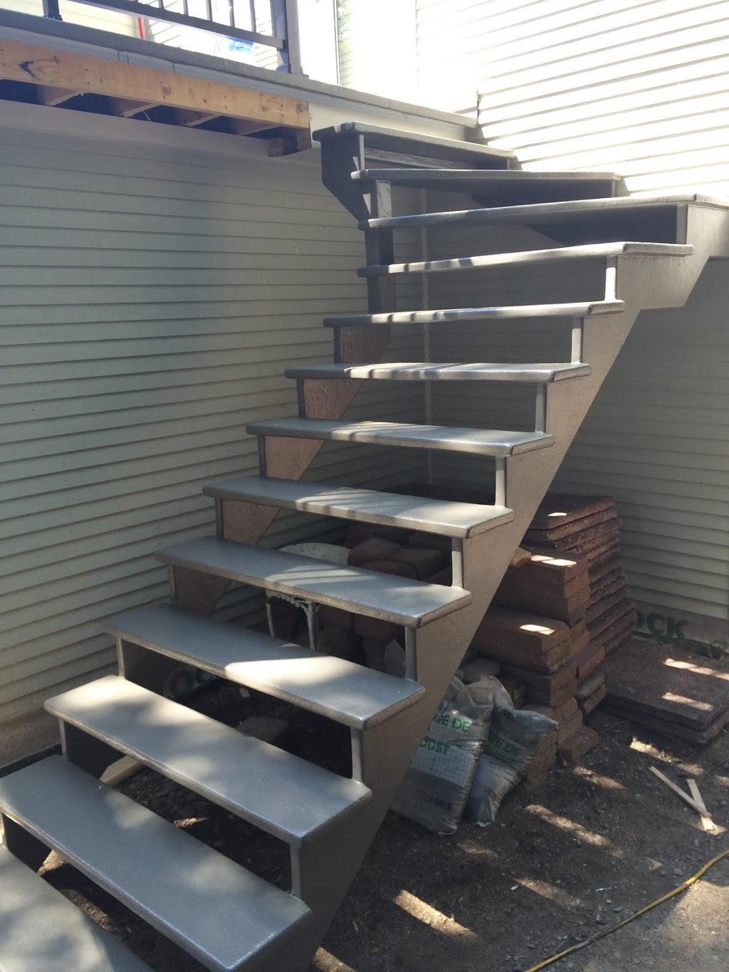 Les Balcons De LEstrie | 121 Rue des Pins O, Saint-Alphonse-de-Granby, QC J0E 2A0, Canada | Phone: (450) 777-1818