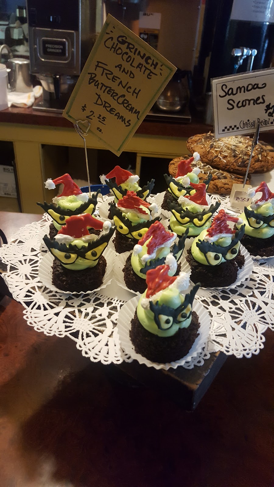 Chrissy Beanz Bakery | 105 E Main St, Sackets Harbor, NY 13685, USA | Phone: (315) 646-2330