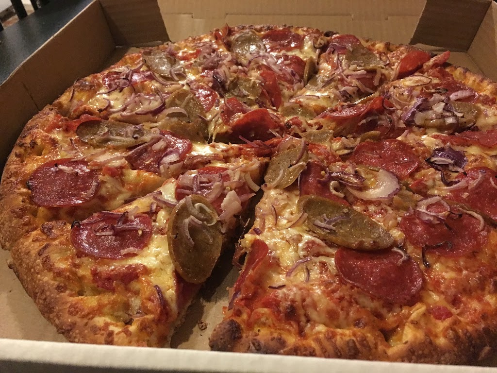 Pizza Break | 3560 Rutherford Rd #63, Woodbridge, ON L4H 3T8, Canada | Phone: (905) 553-4040