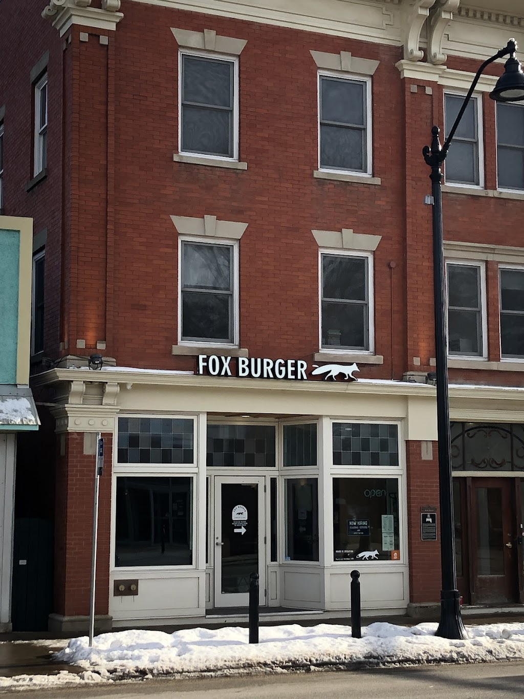 Fox Burger | restaurant | 6423 112 Ave NW, Edmonton, AB T5W 0N9, Canada | 7802500369 OR +1 780-250-0369