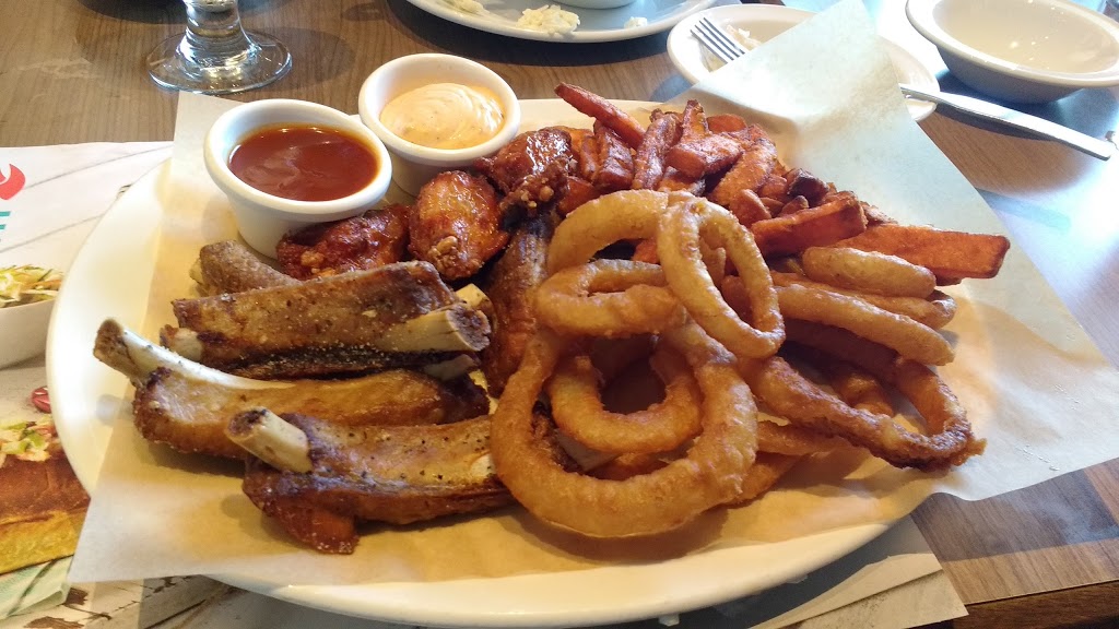 Rôtisserie St-Hubert | 5275 Boulevard des Forges, Trois-Rivières, QC G8Y 4Z3, Canada | Phone: (819) 375-7521