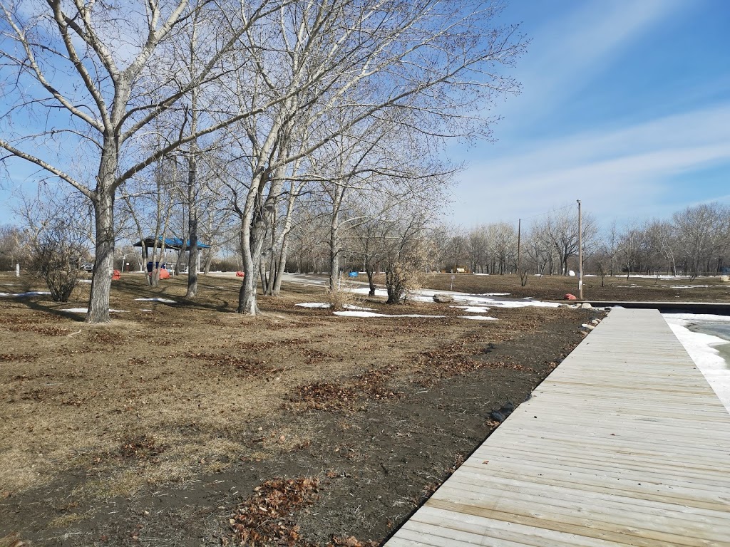 Nickle Lake Regional Park | Weyburn, SK S4H 2L5, Canada | Phone: (306) 842-7522