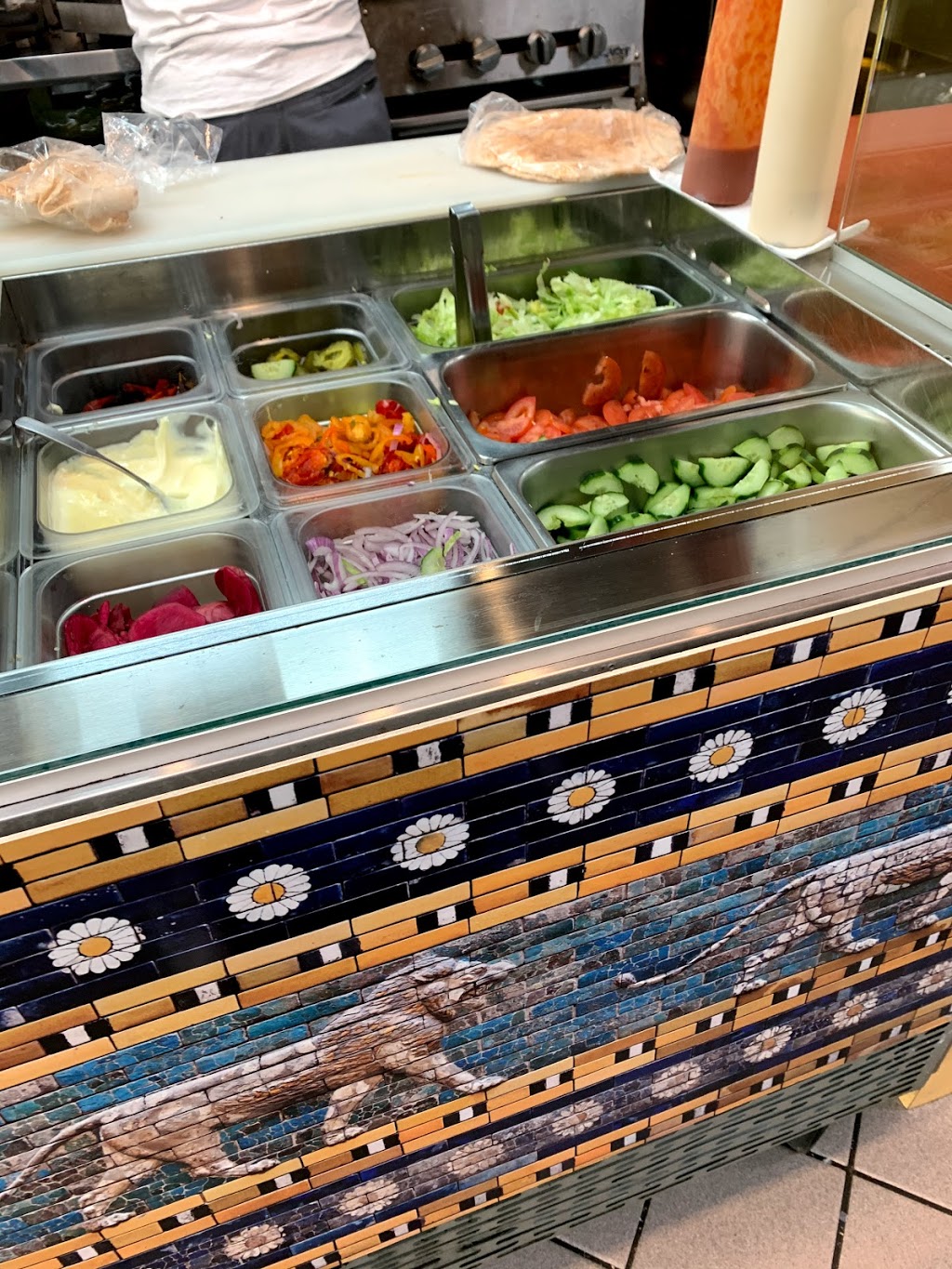 AlHadbah Donair | 1610 Robson St Unit #105, Vancouver, BC V6G 1C7, Canada | Phone: (604) 568-6324