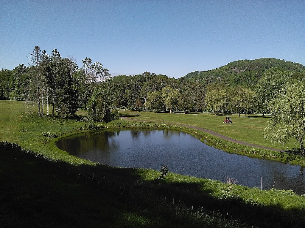Club de Golf Piedmont | 201 Chemin de la Montagne, Piedmont, QC J0R 1K0, Canada | Phone: (450) 227-2562