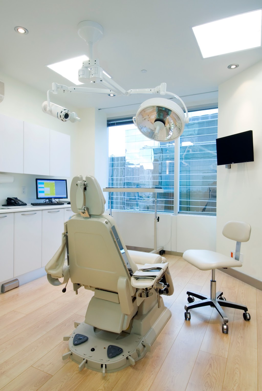 North York Oral Maxillofacial Surgery Centre | doctor | 100 Sheppard Ave E, North York, ON M2N 6N5, Canada | 4162216656 OR +1 416-221-6656