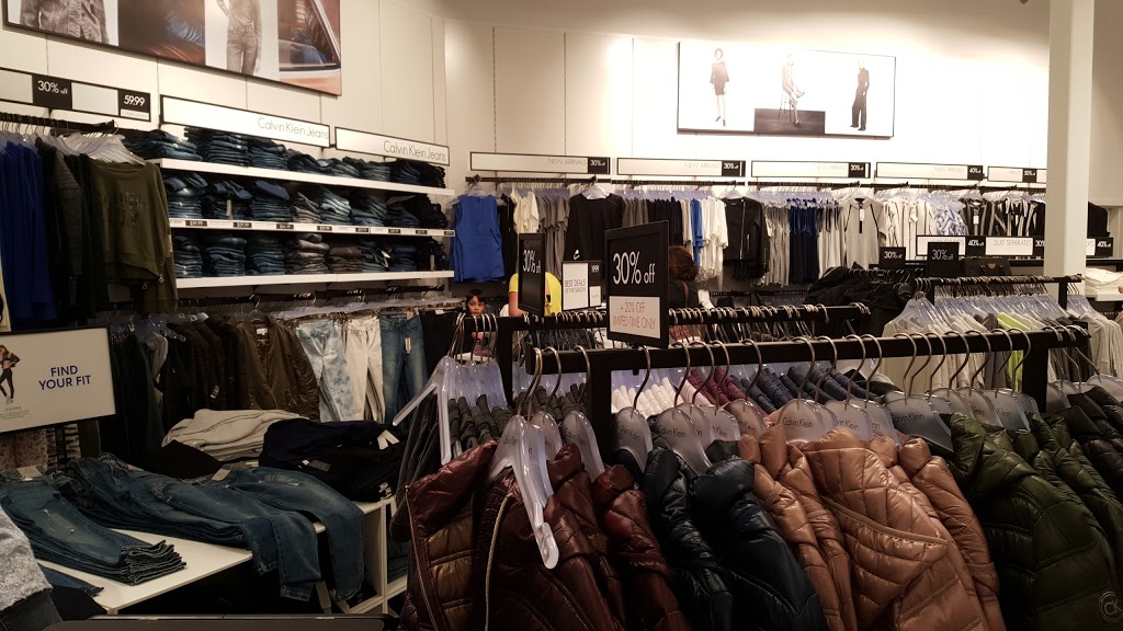 Tommy Hilfiger | 3311 Simcoe 89 unit b26-28, Cookstown, ON L0L 1L0, Canada | Phone: (705) 458-1454