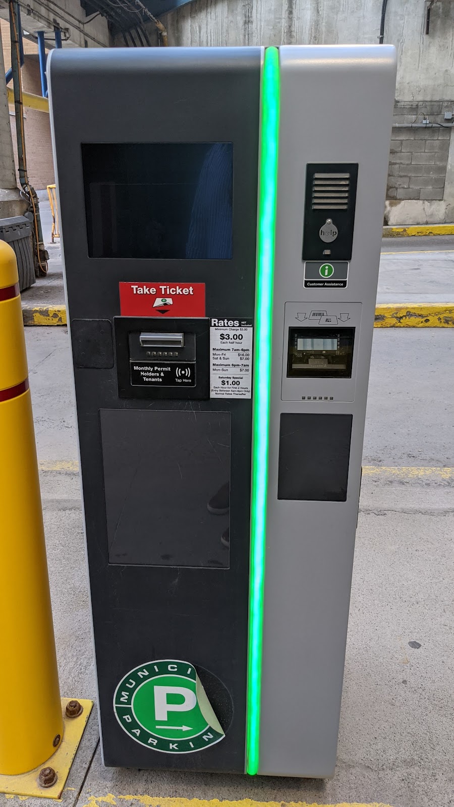 Green P Parking | 2 Church St, Toronto, ON M5E 1Z3, Canada | Phone: (416) 393-7275