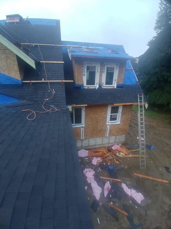 Diamanti Roofing | 45223 Watson Rd, Chilliwack, BC V2R 2G4, Canada | Phone: (604) 703-8731