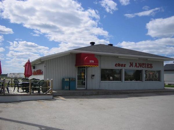 Chez Nancies | 378 QC-335, Saint-Lin - Laurentides, QC J5M 2C1, Canada | Phone: (450) 439-5105