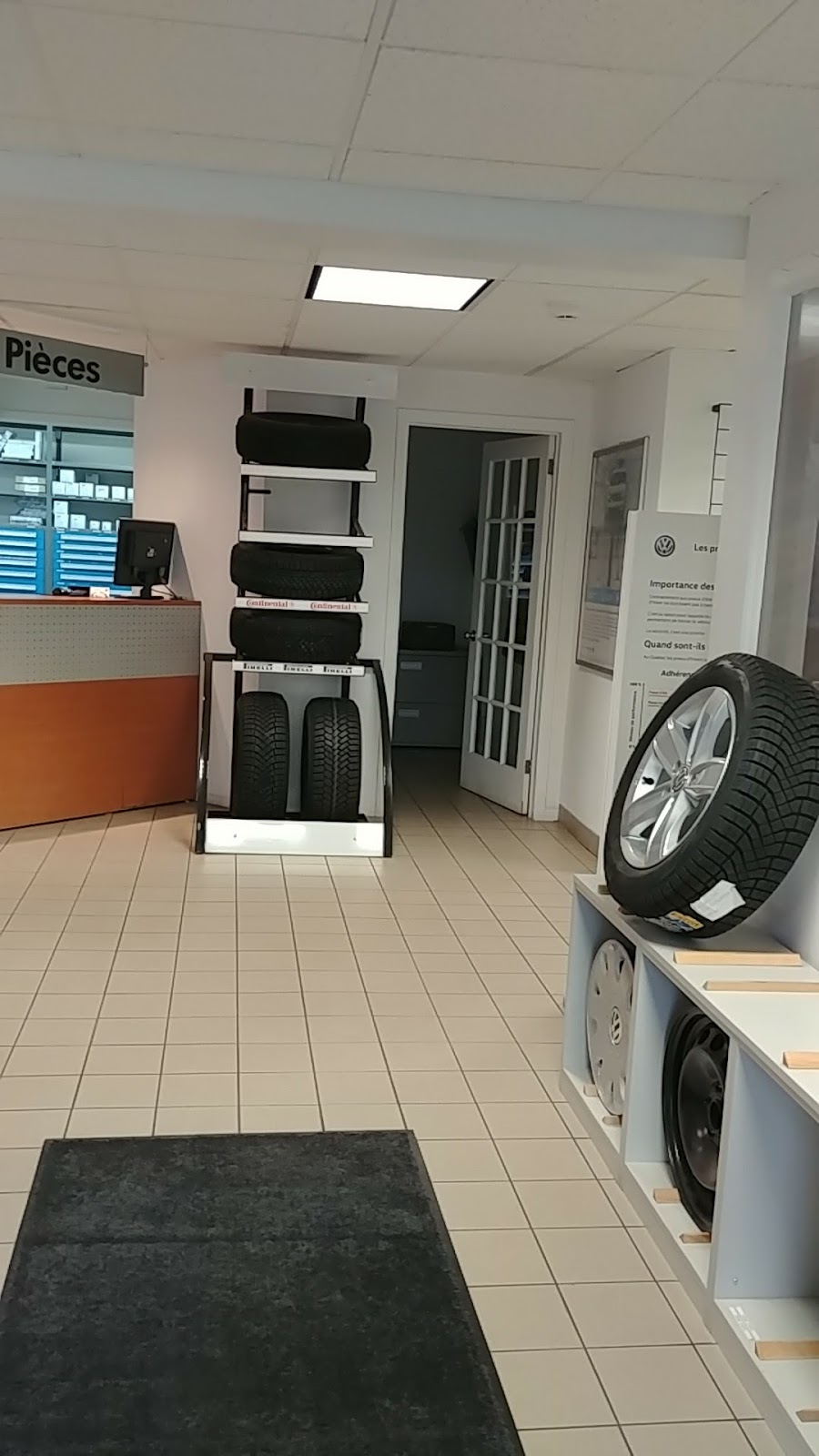Volkswagen Victoriaville | 660 Rue Notre Dame O, Victoriaville, QC G6P 1T4, Canada | Phone: (819) 758-1532